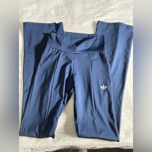 Adidas Navy Leggings with Iconic Logo - Picture 1 of 6